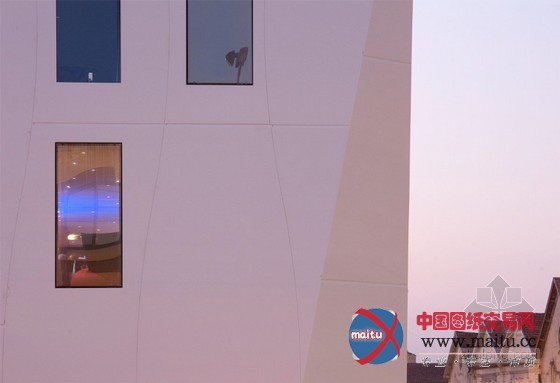 现代动感的法国波尔多Seekoo酒店设计