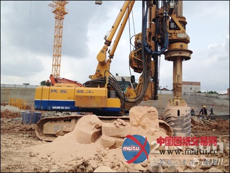 广西梁老板工作近15000小时的宝峨旋挖钻