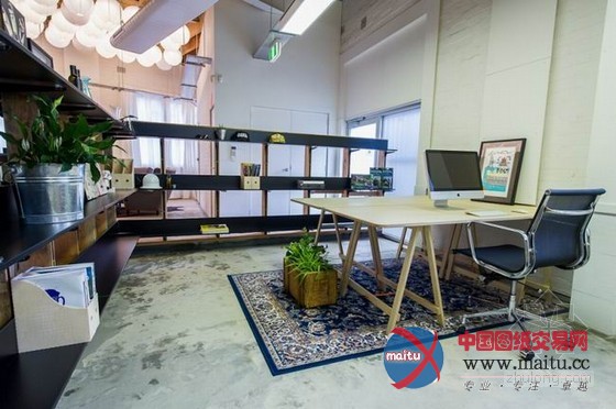 澳大利亚Hallway办公室设计 原木装饰充满亲和力