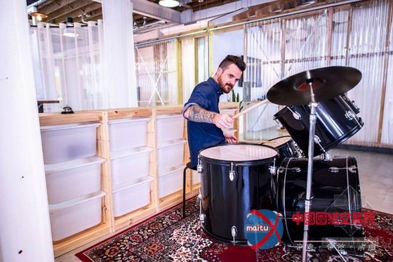 澳大利亚Hallway办公室设计 原木装饰充满亲和力