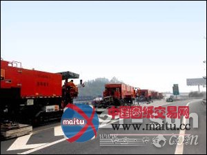 英达热再生汾灌高速SMA路面施工创奇迹