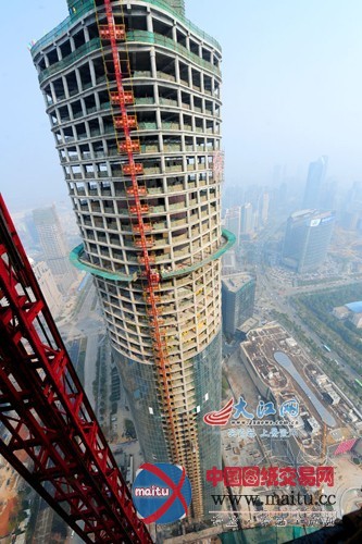 南昌最高楼封顶 江西“迈”入摩天楼300米时代