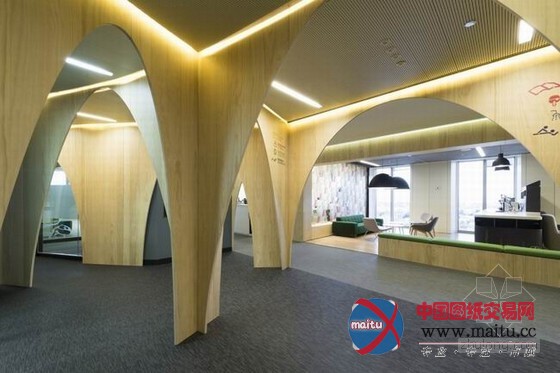 马德里谷歌办公室设计 色彩让空间充满活力