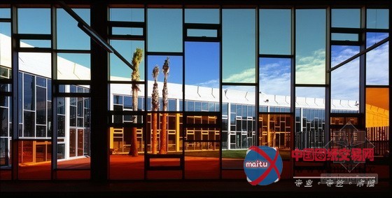 西班牙穆尔西亚公共图书馆和阅读公园