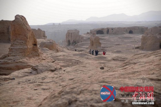 “千年土建筑”因空气干燥保存完好