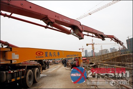 汉马动力迎来首次出口 星马泵车逆市上扬