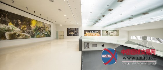 Josep Lluís Mateo设计布朗库堡文化中心