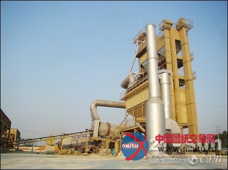 裕贵公司沥青混凝土搅拌站安装完毕 即将投产