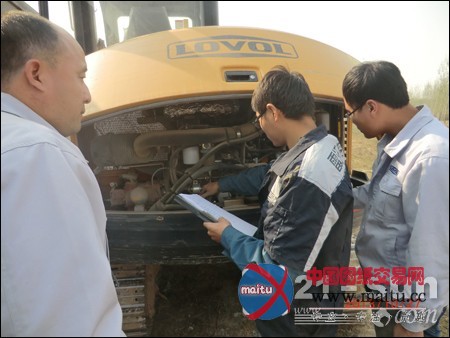 雷沃挖掘机:客户创富征程上的左膀右臂