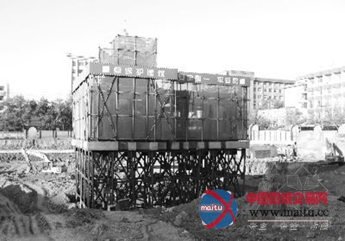 济南2座百年古建面临“孤岛危机” 周边被拆尽