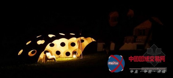 因斯布鲁克大学师生联合设计奥地利木制仿生海胆亭