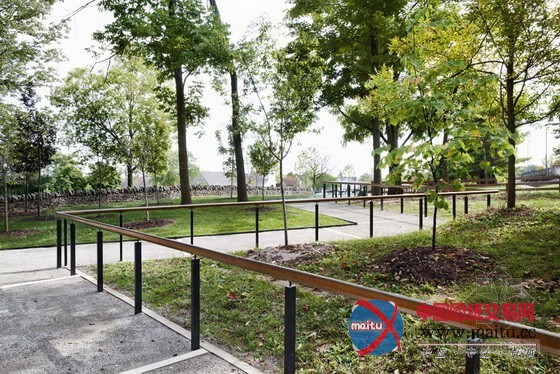 PLANT Architect公司设计俄亥俄州都柏林记念地