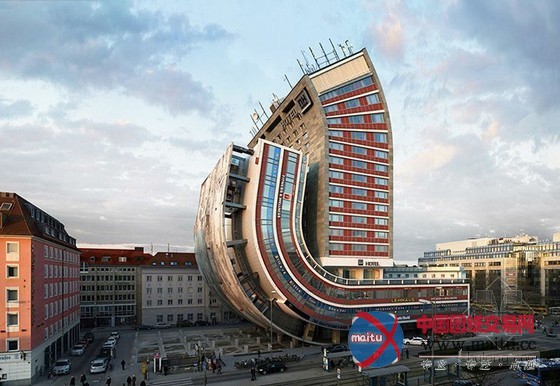 著名摄影师赋予一座普通慕尼黑建筑88种扭转方式