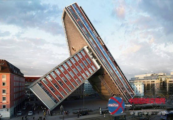 著名摄影师赋予一座普通慕尼黑建筑88种扭转方式