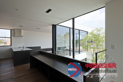 阿波罗建筑师事务所设计的日本滨松有发廊的别墅