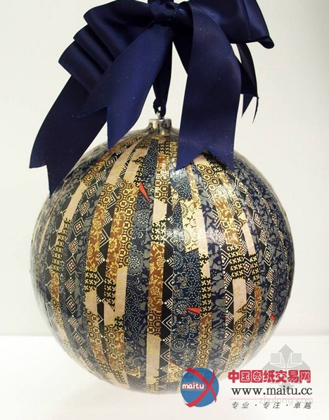 扎哈•哈迪德受邀设计2013年圣诞节装饰