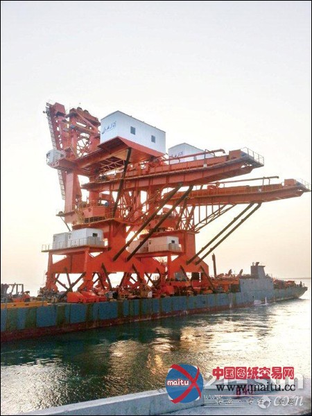 三一造国内最大装船机装载量1900吨每小时
