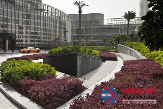 SWA设计的迪拜哈利法塔摩天大楼公园