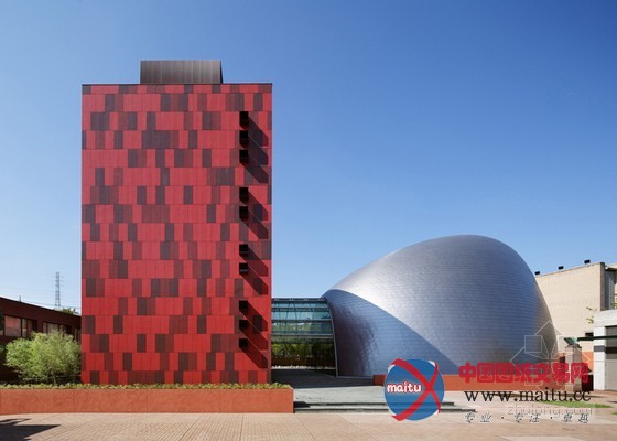 k/o设计日本音乐大学银色圆顶建筑