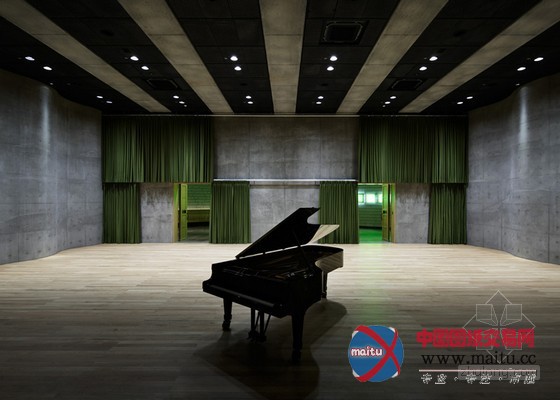 k/o设计日本音乐大学银色圆顶建筑