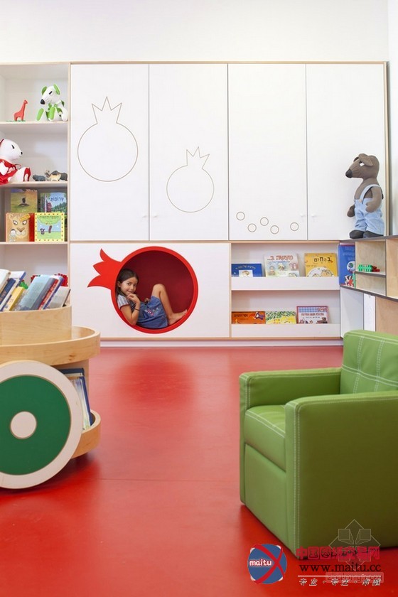 独特组合!以色列幼儿园装修设计