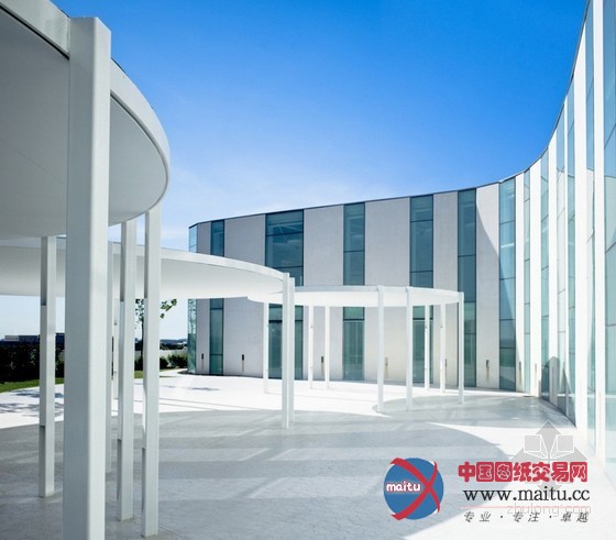 Ramon Esteve设计的西班牙Myrtus会议中心