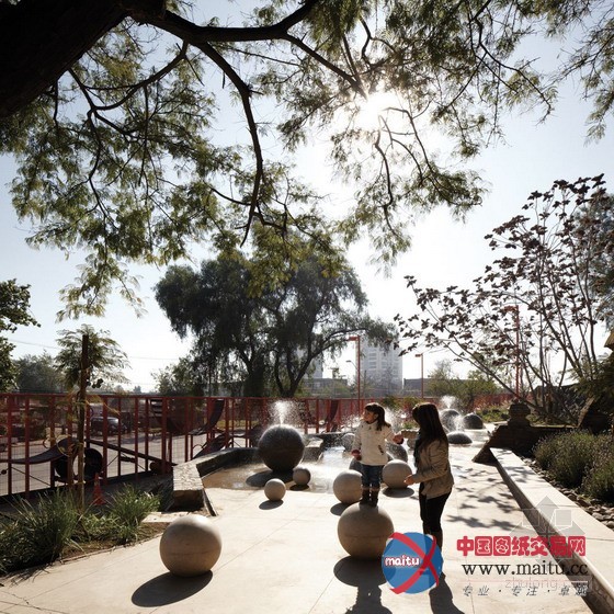 ELEMENTAL设计的儿童双世纪公园