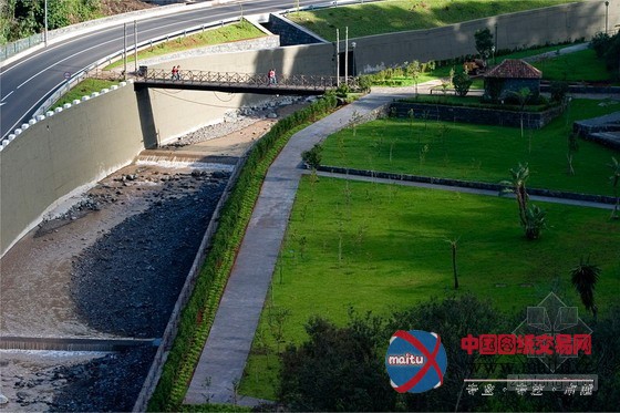 “水火交融”的圣文森特公园