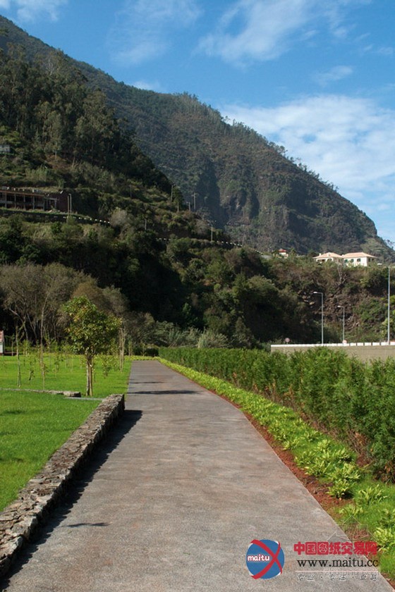 “水火交融”的圣文森特公园