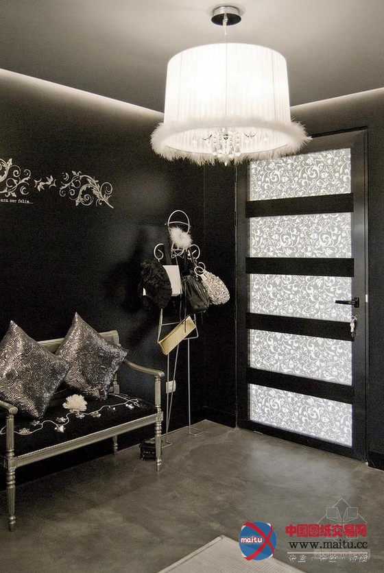 特色设计 西班牙Chiaroscuro黑白住宅