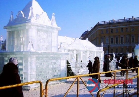 冰建筑:六个由冰雪建造的不可思议的建筑