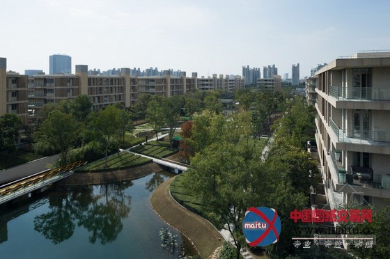 Tsushima Design工作室设计的上海万科五玠坊