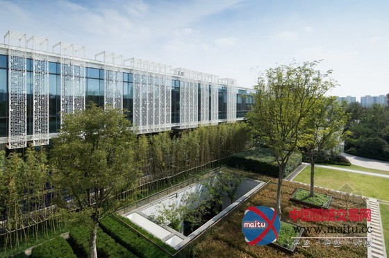 Tsushima Design工作室设计的上海万科五玠坊