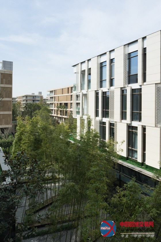 Tsushima Design工作室设计的上海万科五玠坊