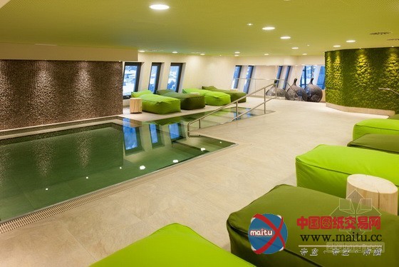 奥地利山区水穹顶温泉度假村