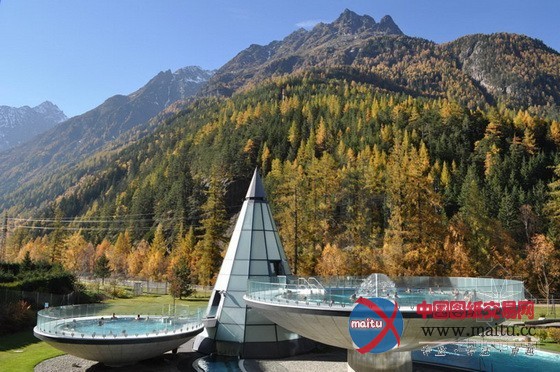 奥地利山区水穹顶温泉度假村