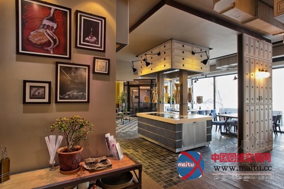 阿拉木图Altyn-Alma面条店 软装颇具特色