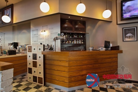 阿拉木图Altyn-Alma面条店 软装颇具特色