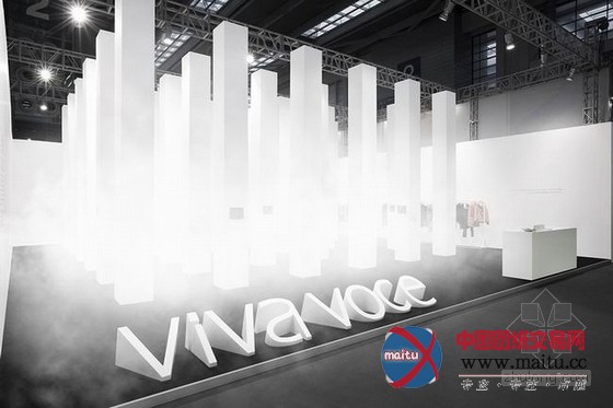 VIVA VOCE品牌展馆设计 整体纯粹干净