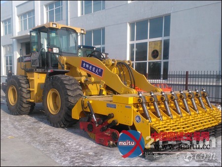 徐工除雪装载机:林海雪原中的雪狮清道夫