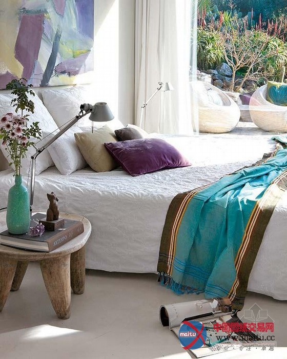 疯狂原始部落上演居家版“美女与野兽”