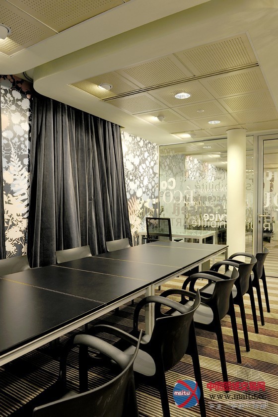 与众不同的法国巴黎银行新设概念店