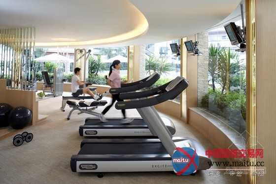 深圳观澜湖度假酒店 中国唯一座落在球场中央的五星级酒店