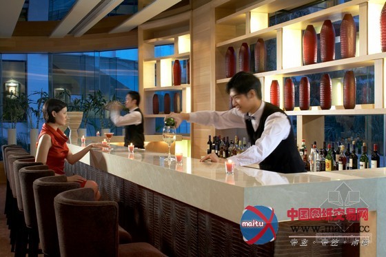 深圳观澜湖度假酒店 中国唯一座落在球场中央的五星级酒店