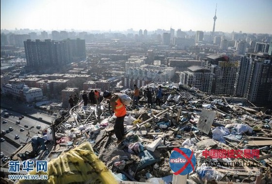 北京楼顶违建别墅拆迁超5个月 仍未拆完