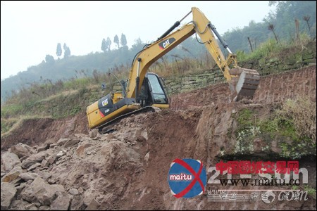 江涛:Cat<sup>?</sup>(卡特)挖掘机伴我向着梦想出发