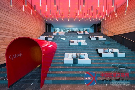 瑞士新的W酒店设计 空间流畅时尚