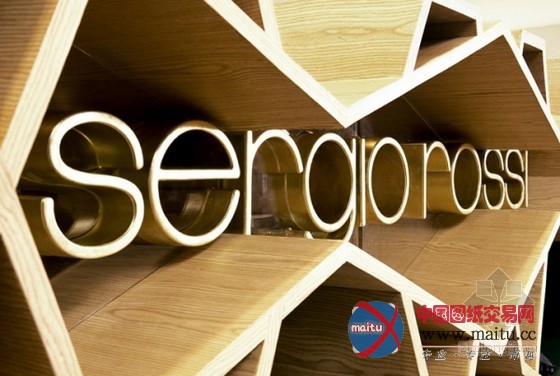 充满趣味性 摩洛哥Sergio Rossi男装鞋商店