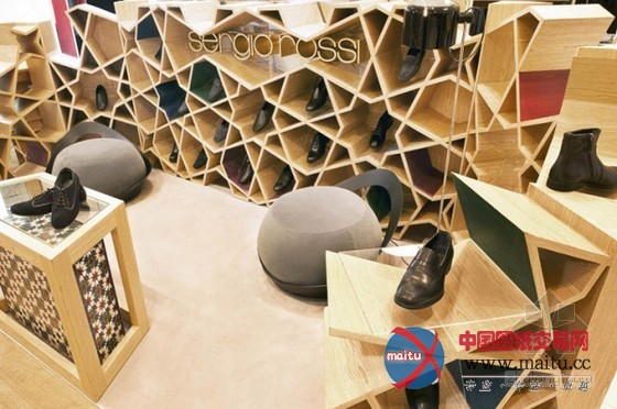 充满趣味性 摩洛哥Sergio Rossi男装鞋商店