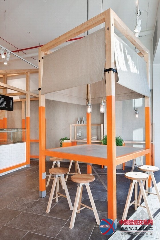 回归自然 狐狸小屋主题快餐厅设计